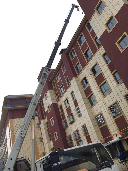 怀化市常年出租大小吊车承接吊装服务